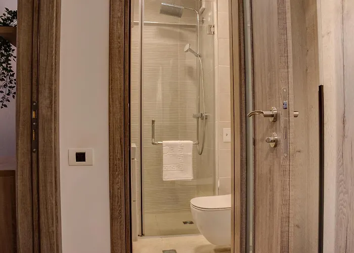 Lägenhet Chanttal Luxury - Bukarest