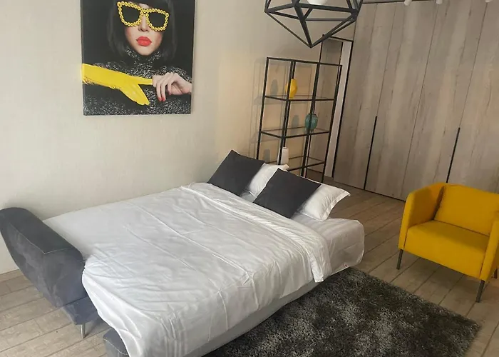 Chanttal Luxury -