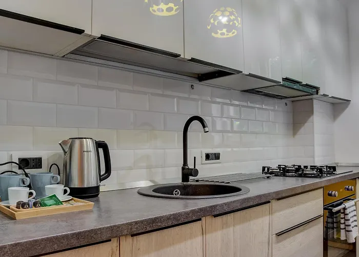 Chanttal Luxury - *
